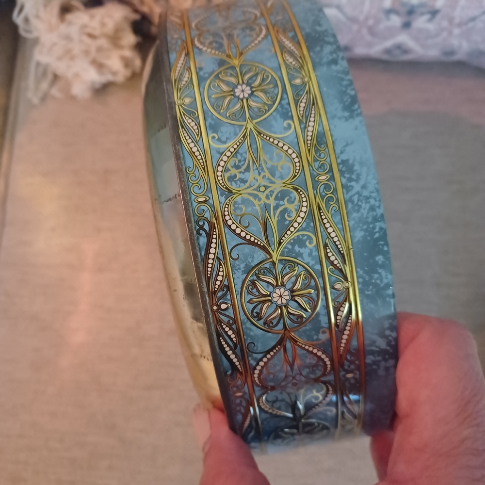 Elegant Gold and Blue Decorative Tin Can - Picture 5 of 7